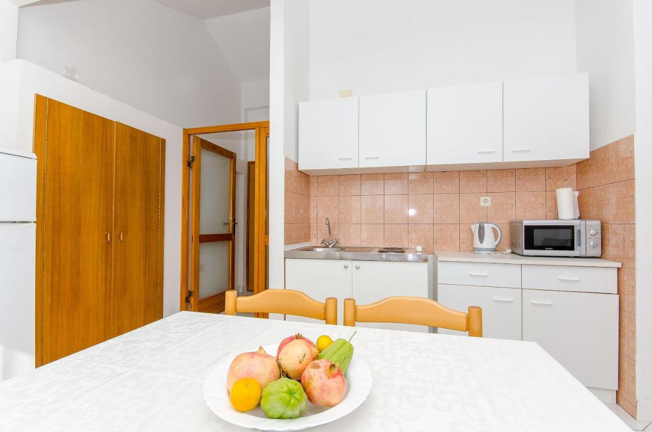 Apartments Zoran Дрвеник Экстерьер фото