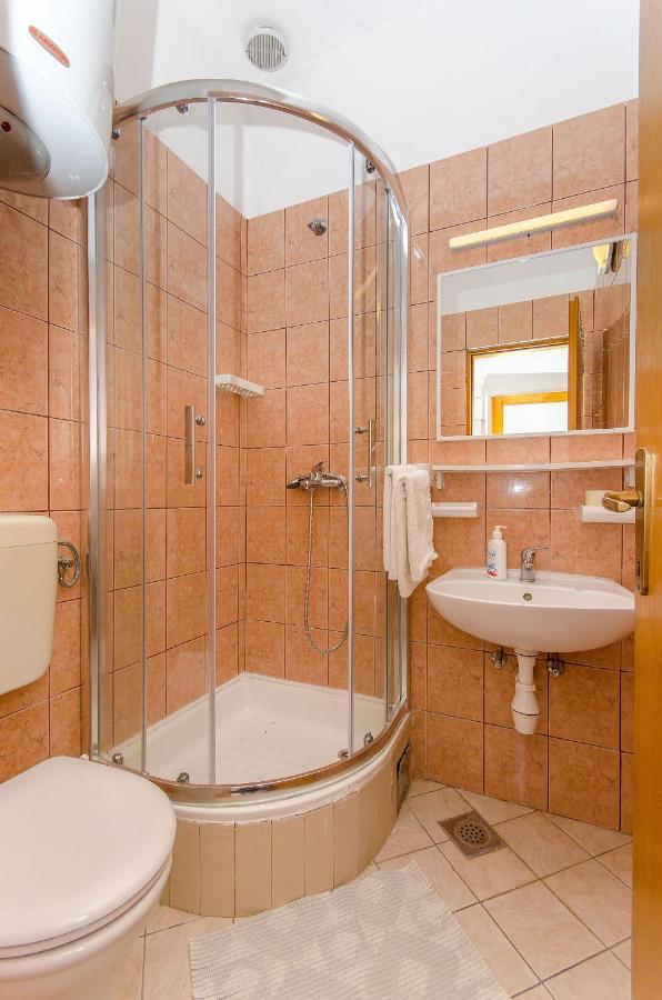 Apartments Zoran Дрвеник Экстерьер фото